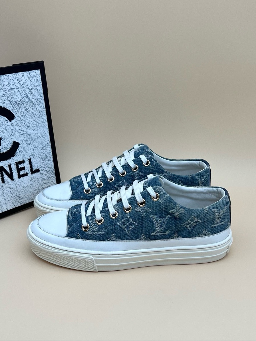 Steal Louis Vuitton Blue Denim Monogram Low-Top Sneakers